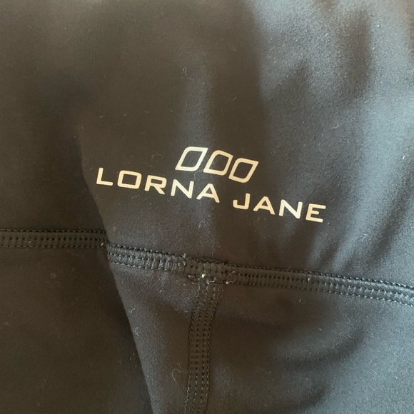 Like New Lorna Jane Black Leggings - Picture 2 of 4